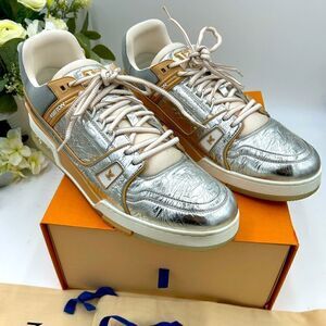 Men’s Louis Vuitton, leather trainer sneakers, size 13 made in Italy